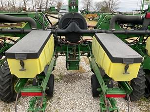 Main image John Deere 1720 7