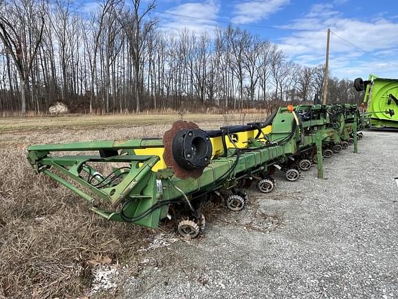 Image of John Deere 1720 equipment image 1