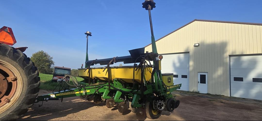 Image of John Deere 1750 Primary image