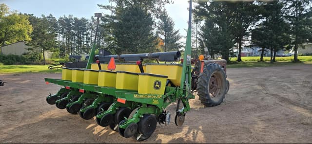 Image of John Deere 1750 equipment image 4