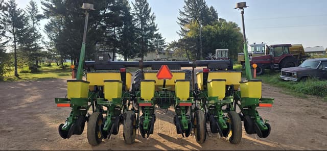 Image of John Deere 1750 equipment image 3