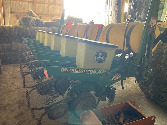 Image of John Deere 1750 equipment image 1