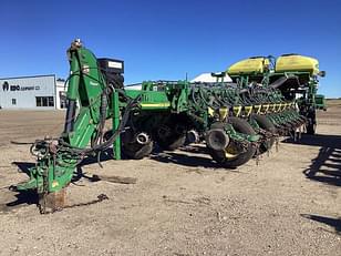 Main image John Deere 1770 0