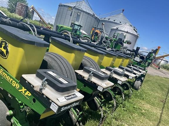 Main image John Deere 1770 18