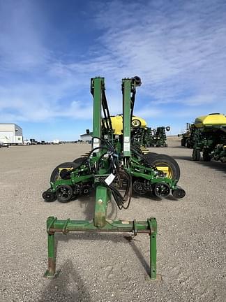 Image of John Deere 1770 equipment image 2