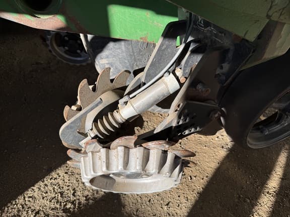 Image of John Deere 1770 equipment image 3