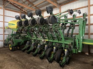 2006 John Deere 1790 Image