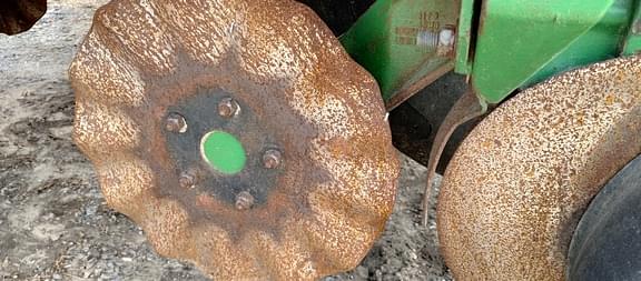 Image of John Deere 1790 equipment image 2
