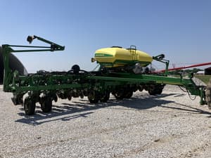 2006 John Deere 1790 Image