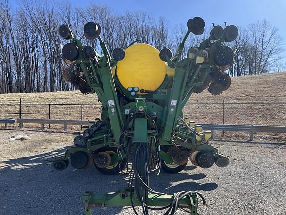 Image of John Deere 1790 equipment image 4