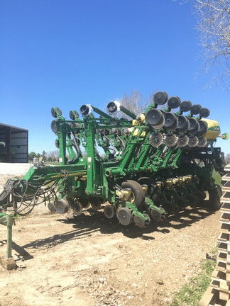 Main image John Deere 1790