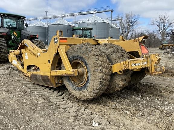 Image of John Deere 1810E equipment image 1