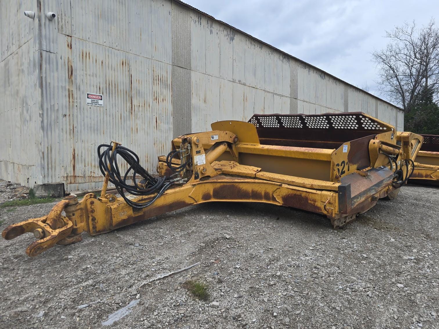 2006 John Deere 1812C Equipment Image0