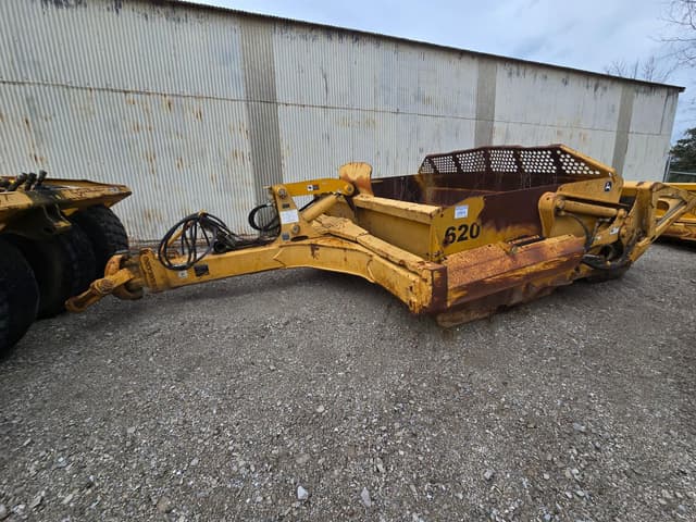 Image of John Deere 1812C equipment image 2