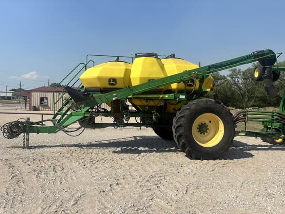 Image of John Deere 1890 equipment image 1