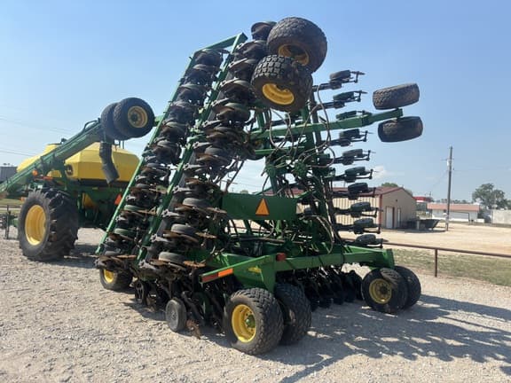 Image of John Deere 1890 equipment image 4