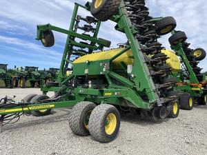 2006 John Deere 1990 Image