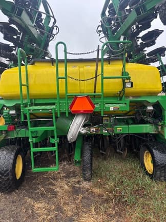 Image of John Deere 1990 equipment image 4