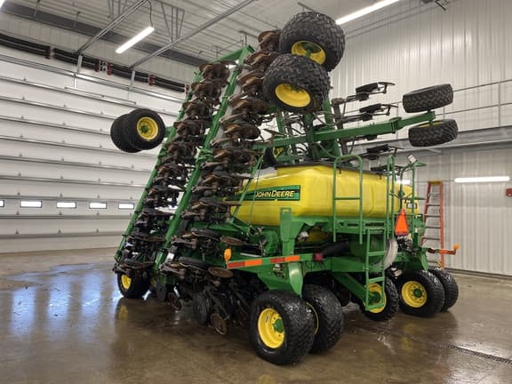 Image of John Deere 1990 equipment image 3