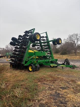 Image of John Deere 1990 Primary image