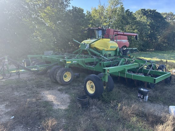 2006 John Deere 1990 Equipment Image0