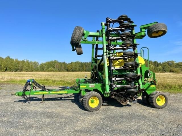 Image of John Deere 1990 equipment image 2