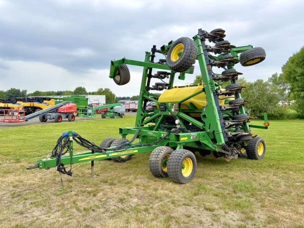 Image of John Deere 1990 Primary image