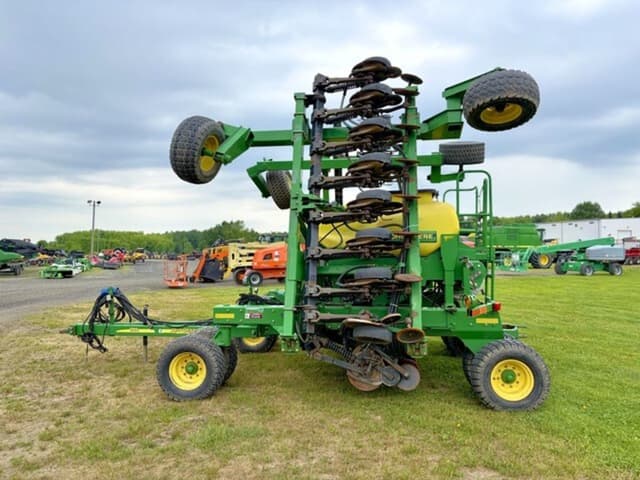 Image of John Deere 1990 equipment image 2