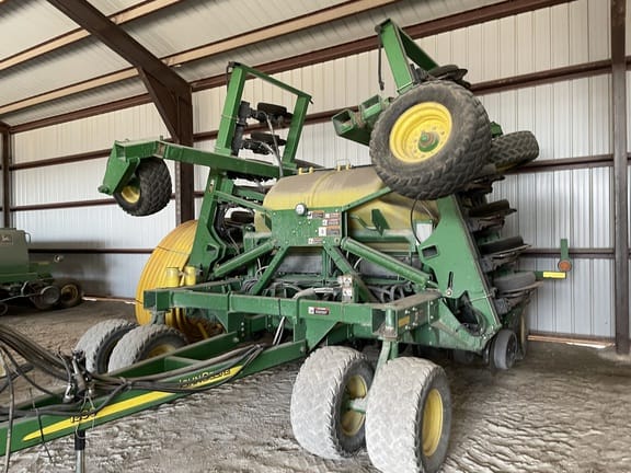 2006 John Deere 1990 Equipment Image0