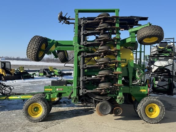 Image of John Deere 1990 equipment image 3