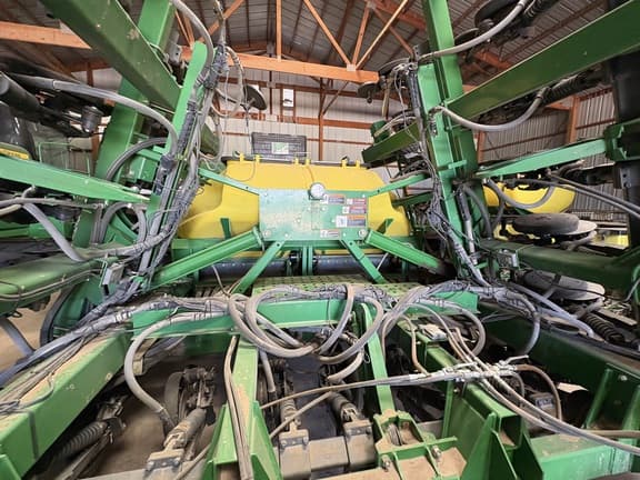 Image of John Deere 1990 equipment image 3