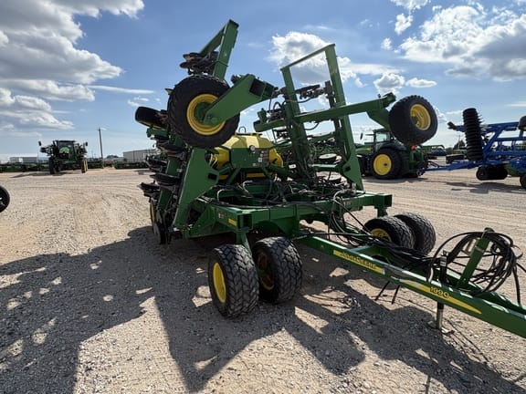 2006 John Deere 1990 Equipment Image0