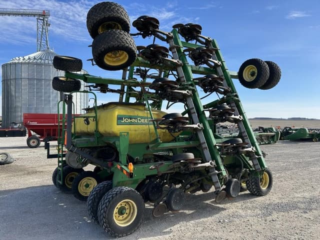 Image of John Deere 1990 equipment image 4