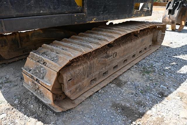Thumbnail image John Deere 200C LC 26