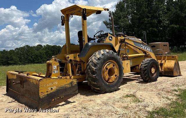 Image of John Deere 210LE equipment image 4
