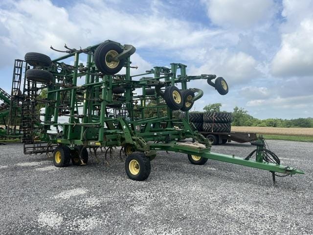 2006 John Deere 2210 Equipment Image0