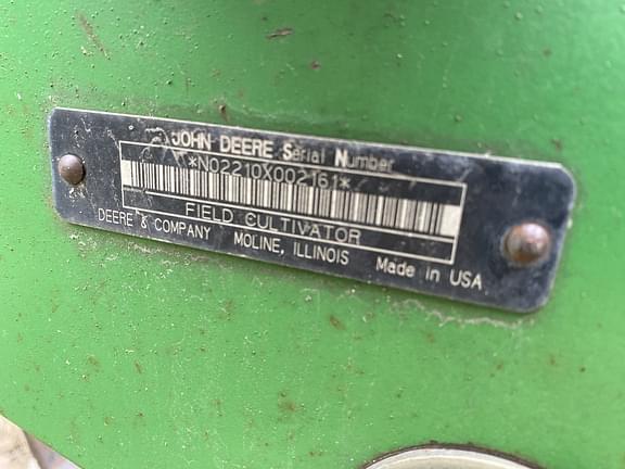 Image of John Deere 2210 equipment image 4