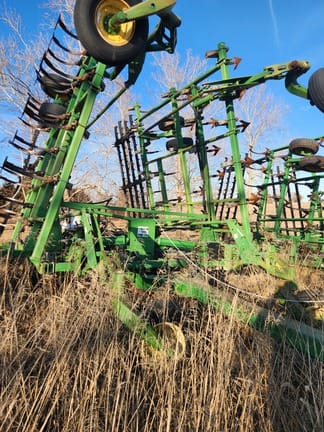 2006 John Deere 2210 Equipment Image0