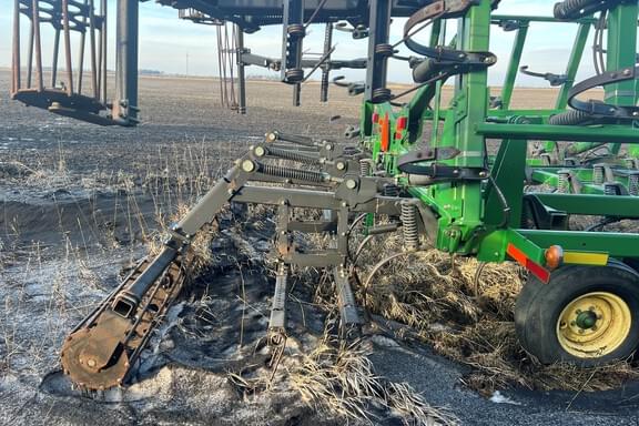 Image of John Deere 2210 equipment image 1
