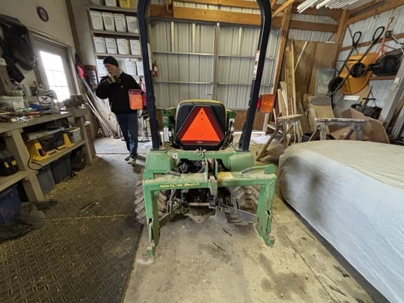 Image of John Deere 2210 equipment image 2