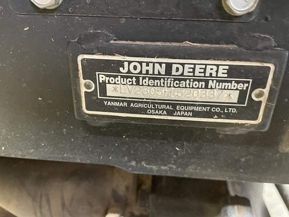 Image of John Deere 2305 equipment image 2