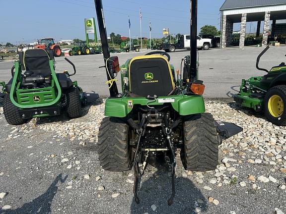 Image of John Deere 2305 equipment image 1