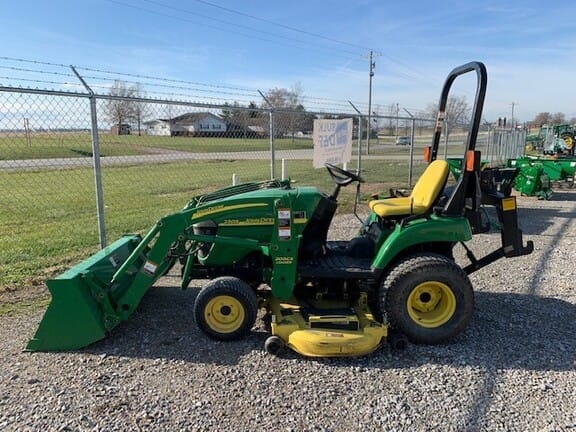 Main image John Deere 2305