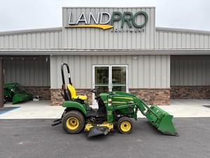 2006 John Deere 2305 Image
