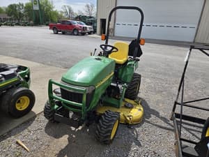 2006 John Deere 2305 Image