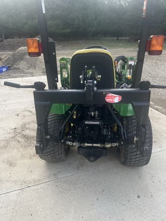 Image of John Deere 2305 equipment image 1