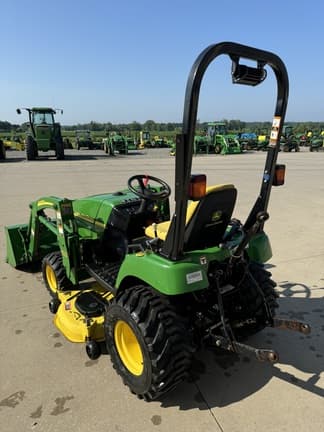 Image of John Deere 2305 equipment image 2