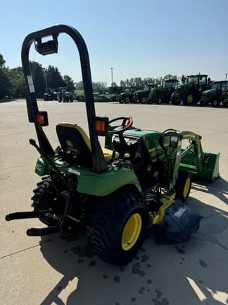 Image of John Deere 2305 equipment image 4