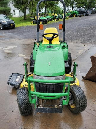 Main image John Deere 2305