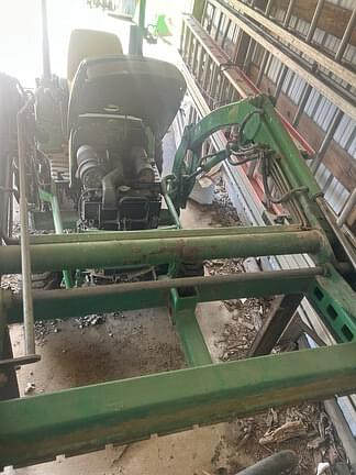 Image of John Deere 2305 equipment image 3